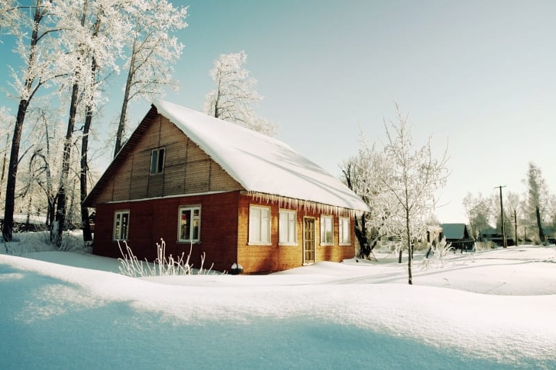 Ocieplamy Życie - dom w zimie